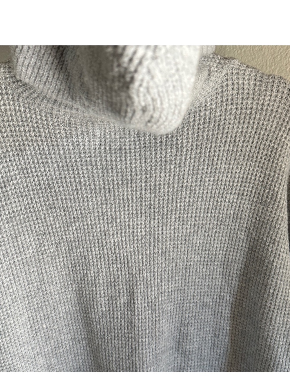 Aerie CozyUp Grey Medium waffle-knit Hooded V-neck sweater - Picture 6 of 10